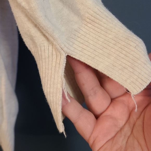 Torrid 5 Cat Sweater - Picture 3 of 5